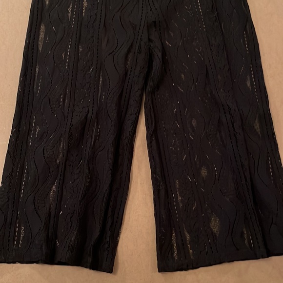 Curiosity Lace Pants - Picture 4 of 8